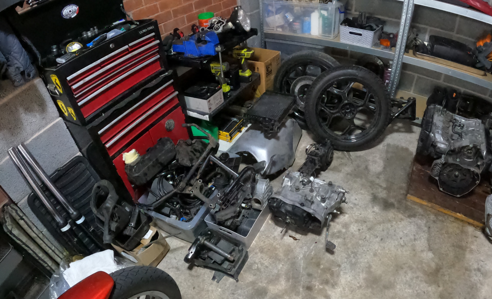 BMW K100LT Breaker